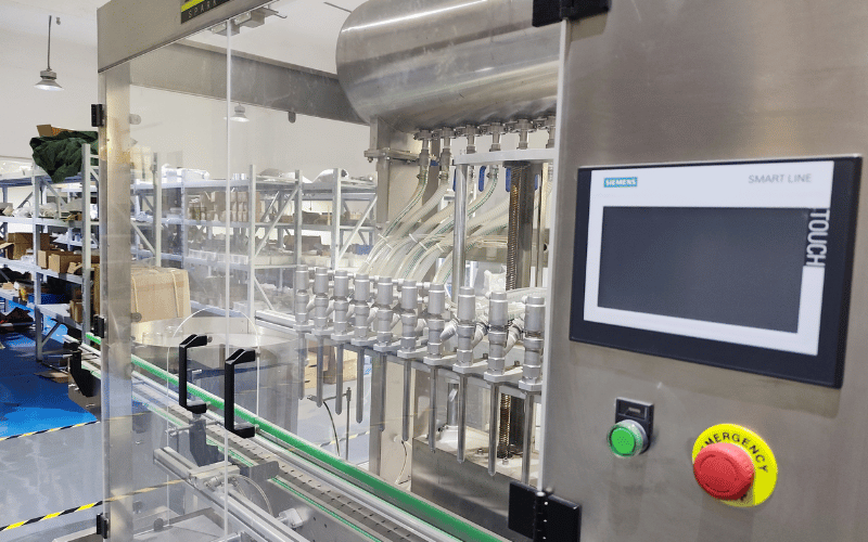 Automatic Water Bottle Filling Machine Human-Machine Interface (HMI)